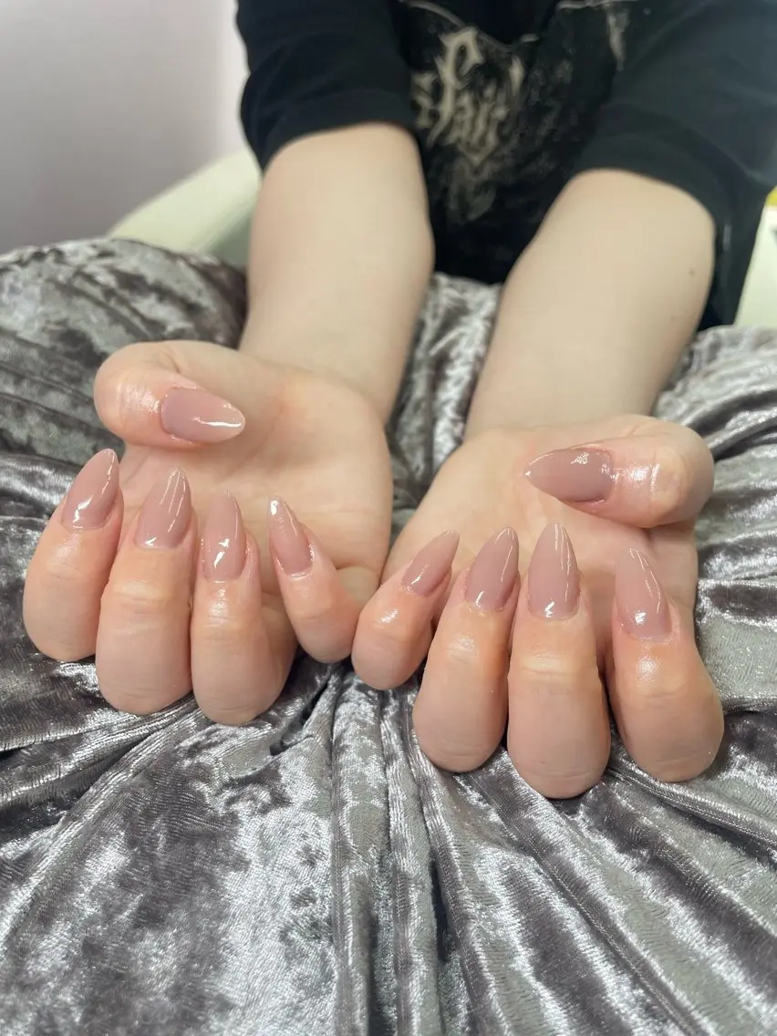 ネイル ハンドネイル Mumu眉毛,ネイル モデル募集中🪄のネイルデザイン