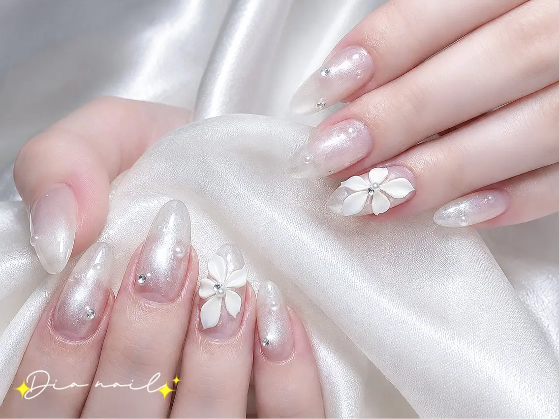 ネイル フットネイル 韓国ネイル レース マグネットネイル ニュアンスネイル ハンドネイル Dia nail サロンのネイルデザイン