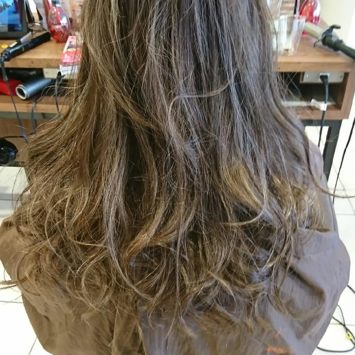 ロング カラー ヘアアレンジ EARTH所沢店長 髪質改善 岡本 勇人のヘアスタイル