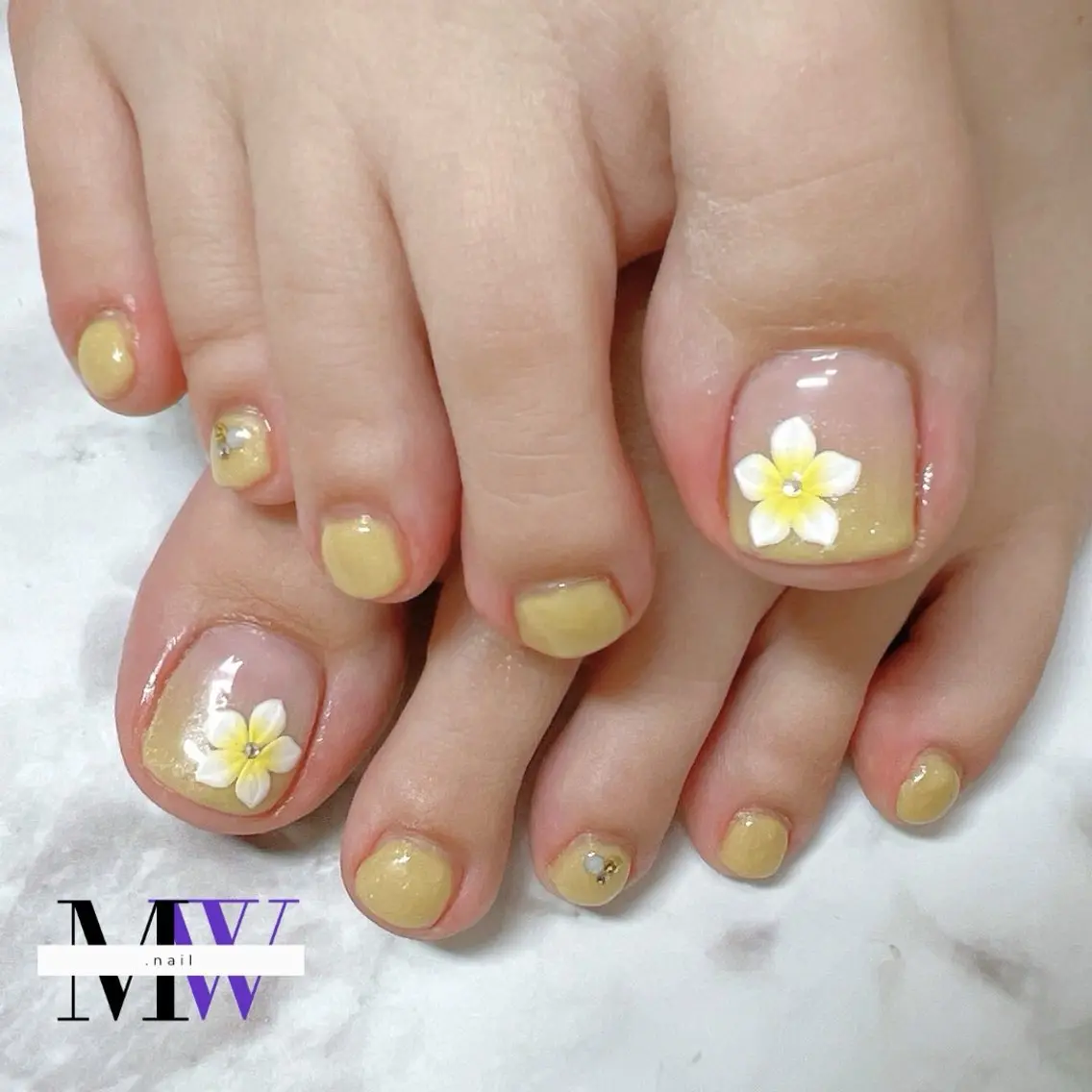 ネイル フットネイル フットネイル MW .nailのネイルデザイン