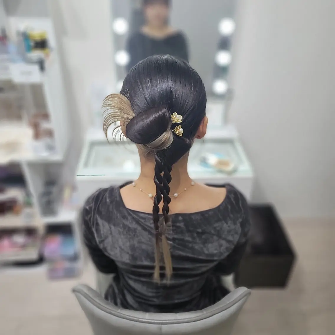 【9:00〜10:00】ヘアセットの写真