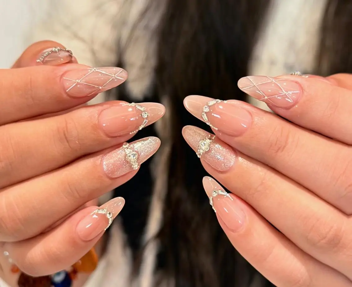 ネイル ハンドネイル ハンドケア 🍑 momo_nailのネイルデザイン