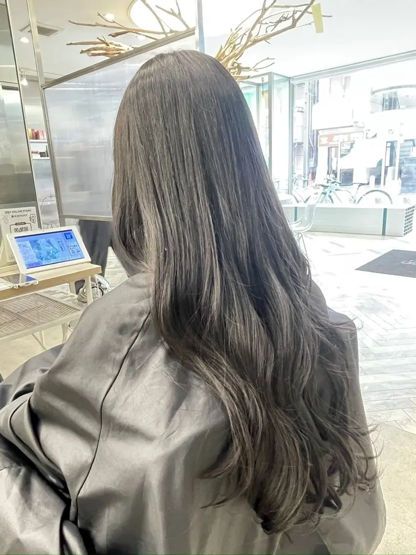 ロング ボブ ハイライト 髪質改善 韓国風ヘア レイヤーカット ヘアカラー 丸山 颯輝斗のヘアスタイル