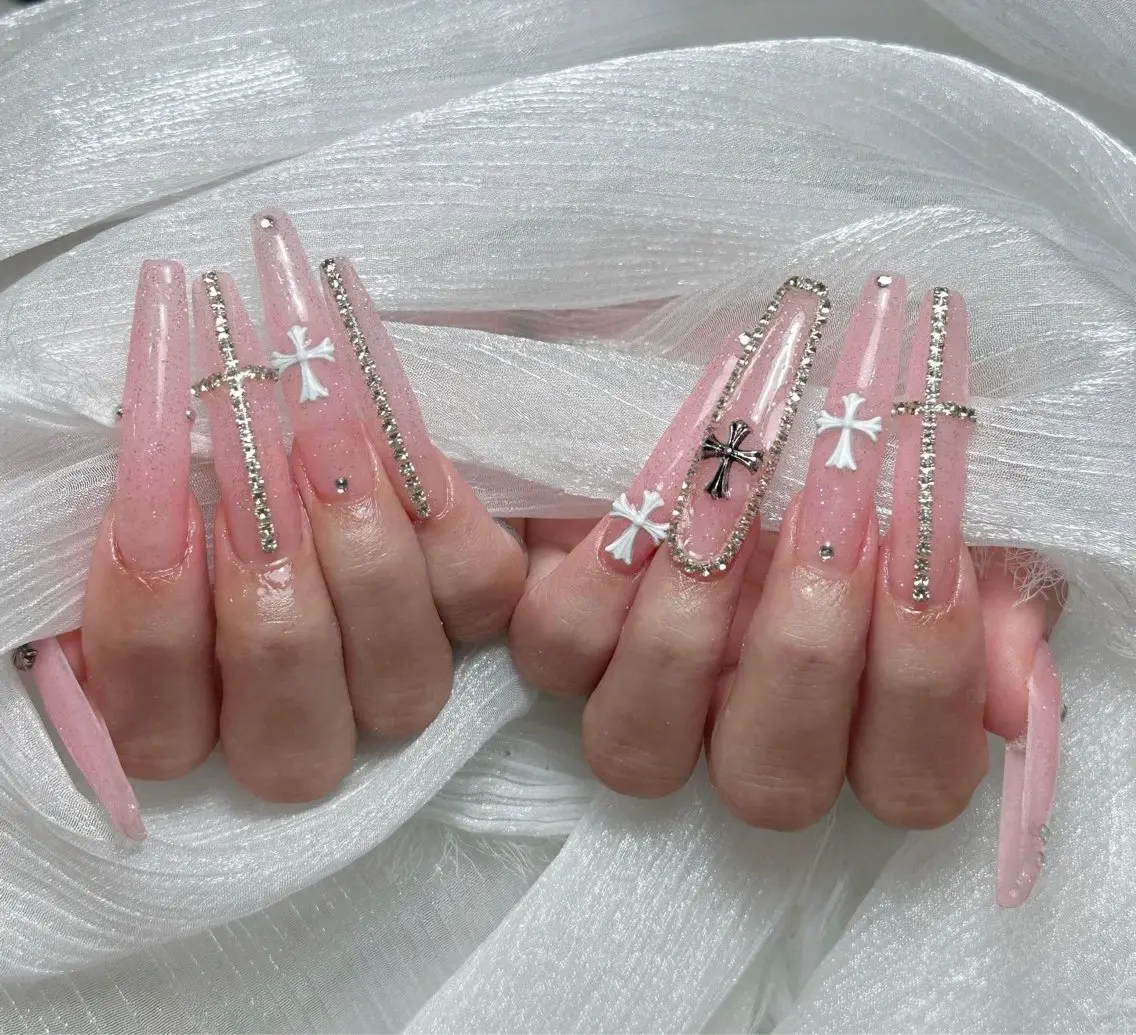 ネイル チークネイル 桜ネイル ドット フレンチネイル グラデーション ハンドネイル ハンドケア Nihonthy Nail 新宿のネイルデザイン