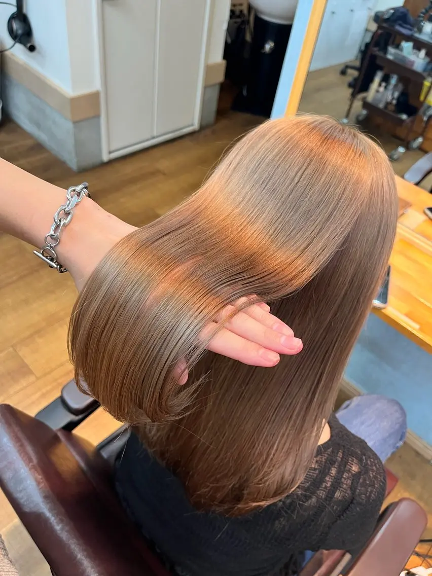 ロング カラー ダブルカラー インナーカラー 髪質改善 🫧ハイトーン/ ブリーチ🫧白石航汰のヘアスタイル