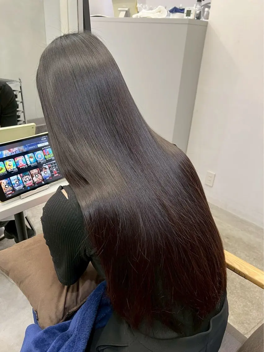 ロング パーマ 縮毛矯正 🍒モテ暖色カラー × うる艶✧ ゆなのヘアスタイル