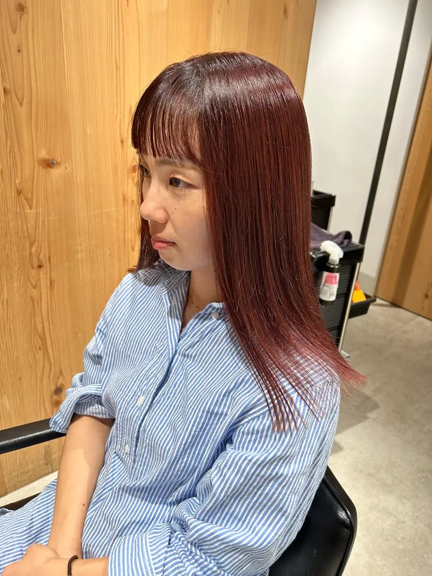 セミロング カラー ブリーチ ボルドーカラー ブリーチなしカラー カット ヘアカラー トリートメント ヘッドスパ スキバサミを使わない カット🌼唯🌼のヘアスタイル