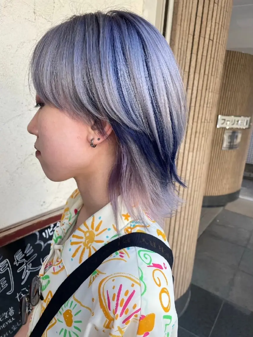 カラー 束感まつぱ🫧 なつき🫧のヘアスタイル