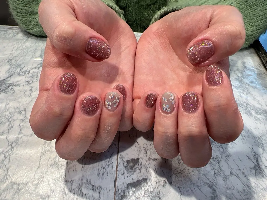 ネイル ハンドネイル Lavish nailのネイルデザイン