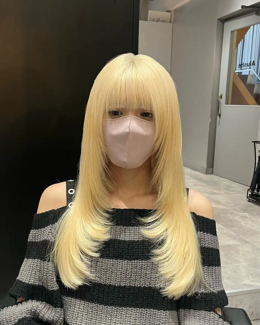 ロング カラー ブロンド エクステ レイヤーカット カット ヘアカラー トリートメント エクステ レイヤー/ブリーチ/ エクステ💫ひかるのヘアスタイル