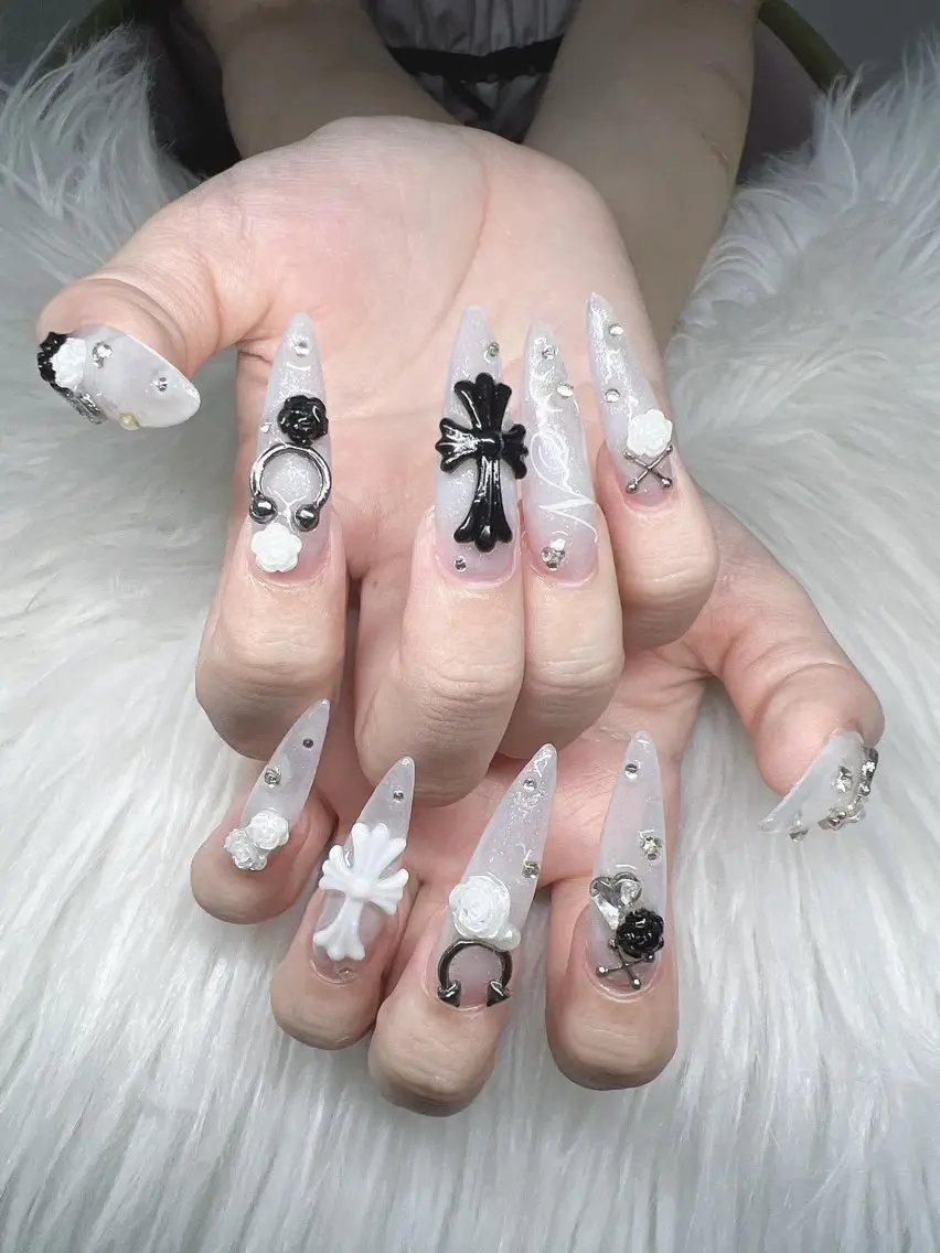 ネイル 長さ出し グラデーション 卒業式 キラキラネイル マグネットネイル ハンドネイル Lee Nailsのネイルデザイン