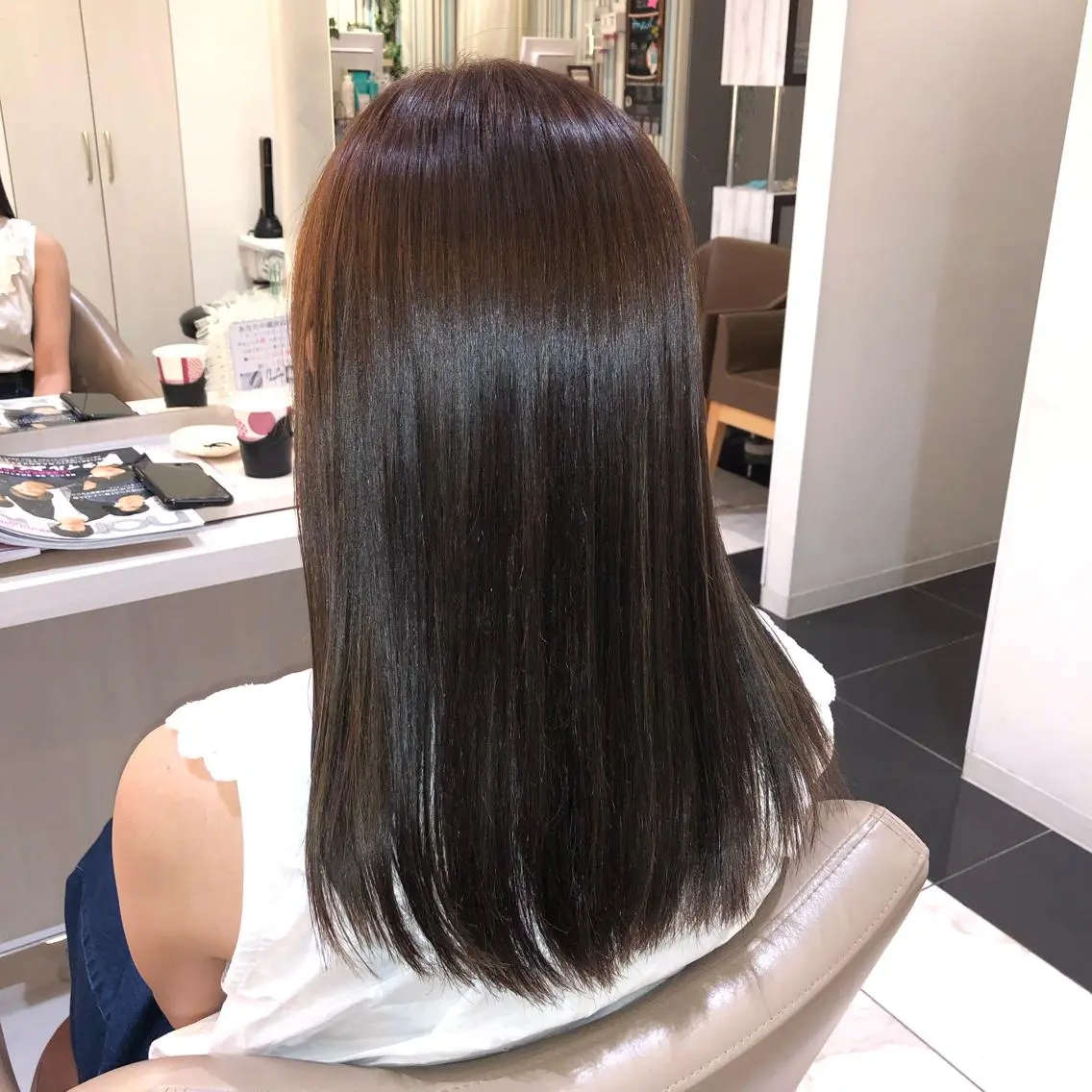 ロング パーマ 縮毛矯正 トリートメント ストレートパーマ 安井　昴 💫ブリーチ縮毛矯正のヘアスタイル