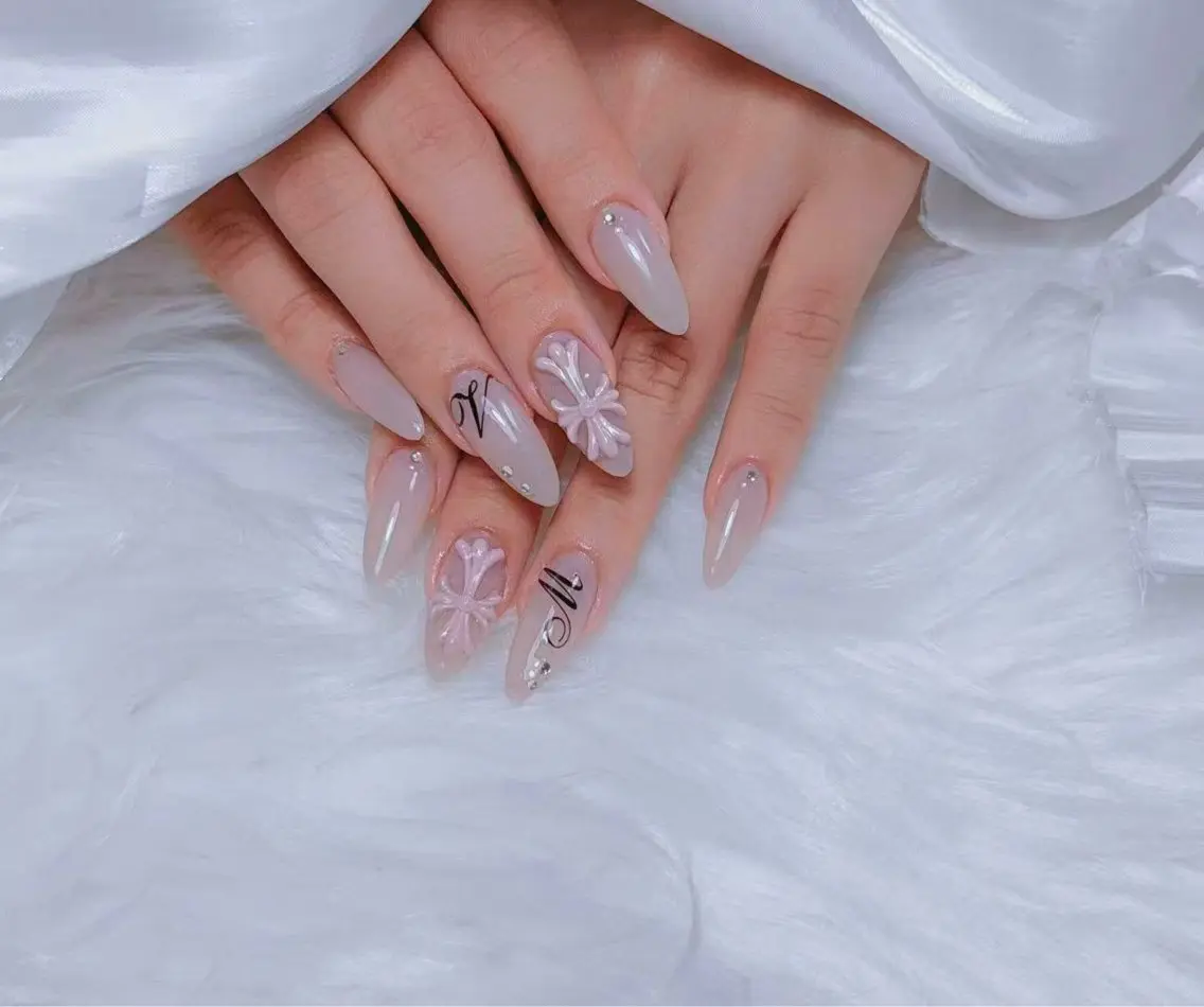 ネイル W・ lina  nailのネイルデザイン