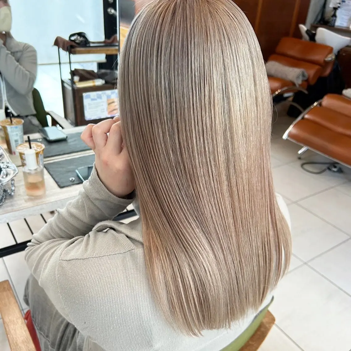 【🌟minimo限定🌟】ダブルカラー🩵(カット、トリートメント込)の写真