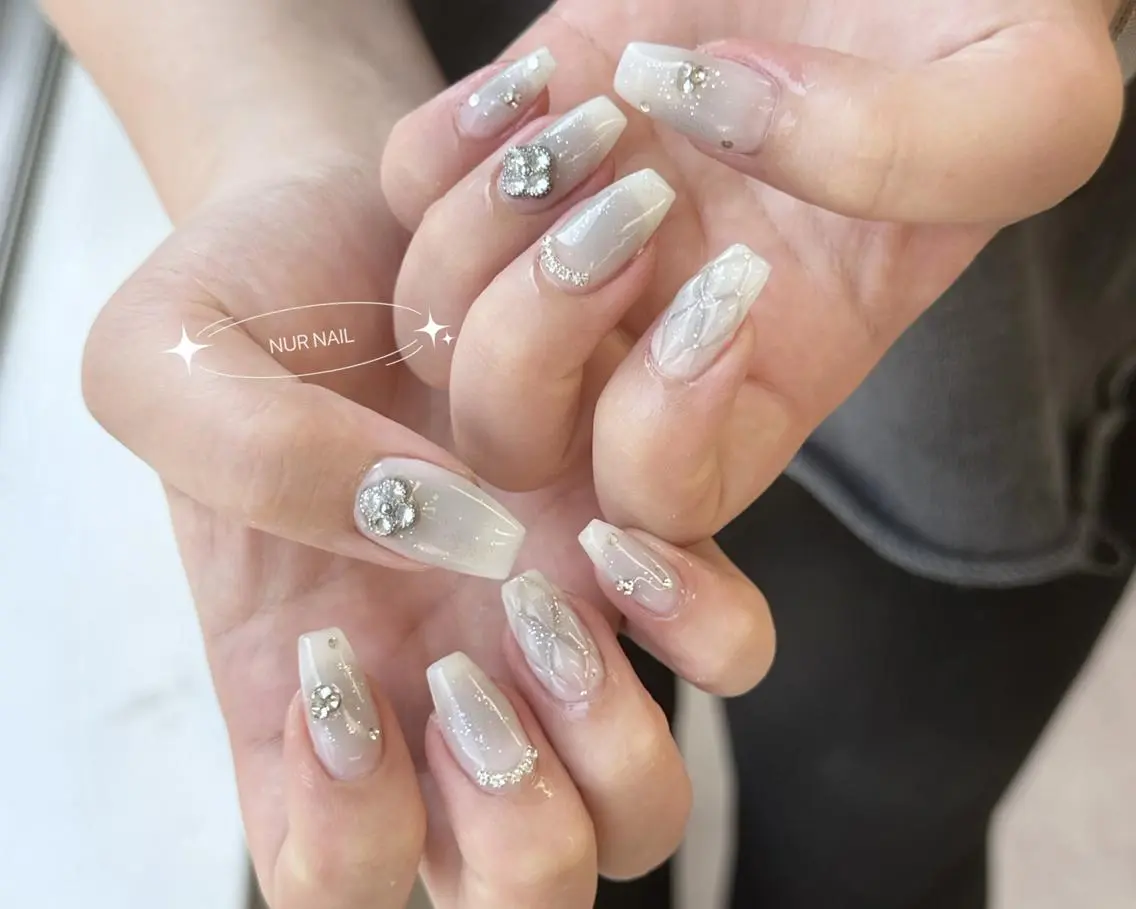 ネイル ハンドネイル 🫧NUR NAIL✨のネイルデザイン