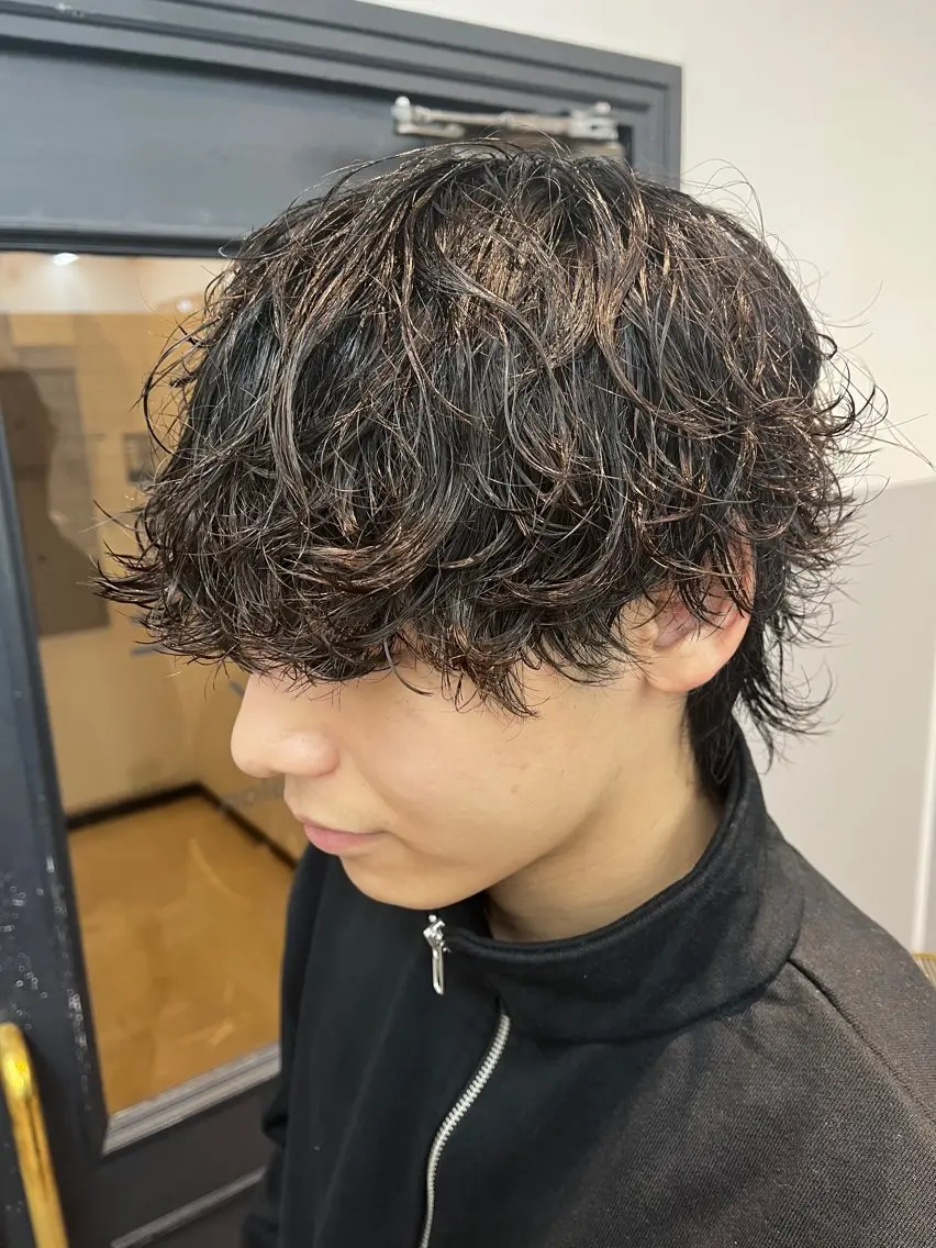 《メンズ限定》メンズカット+波巻きパーマ(シャンプートリートメント付)の写真