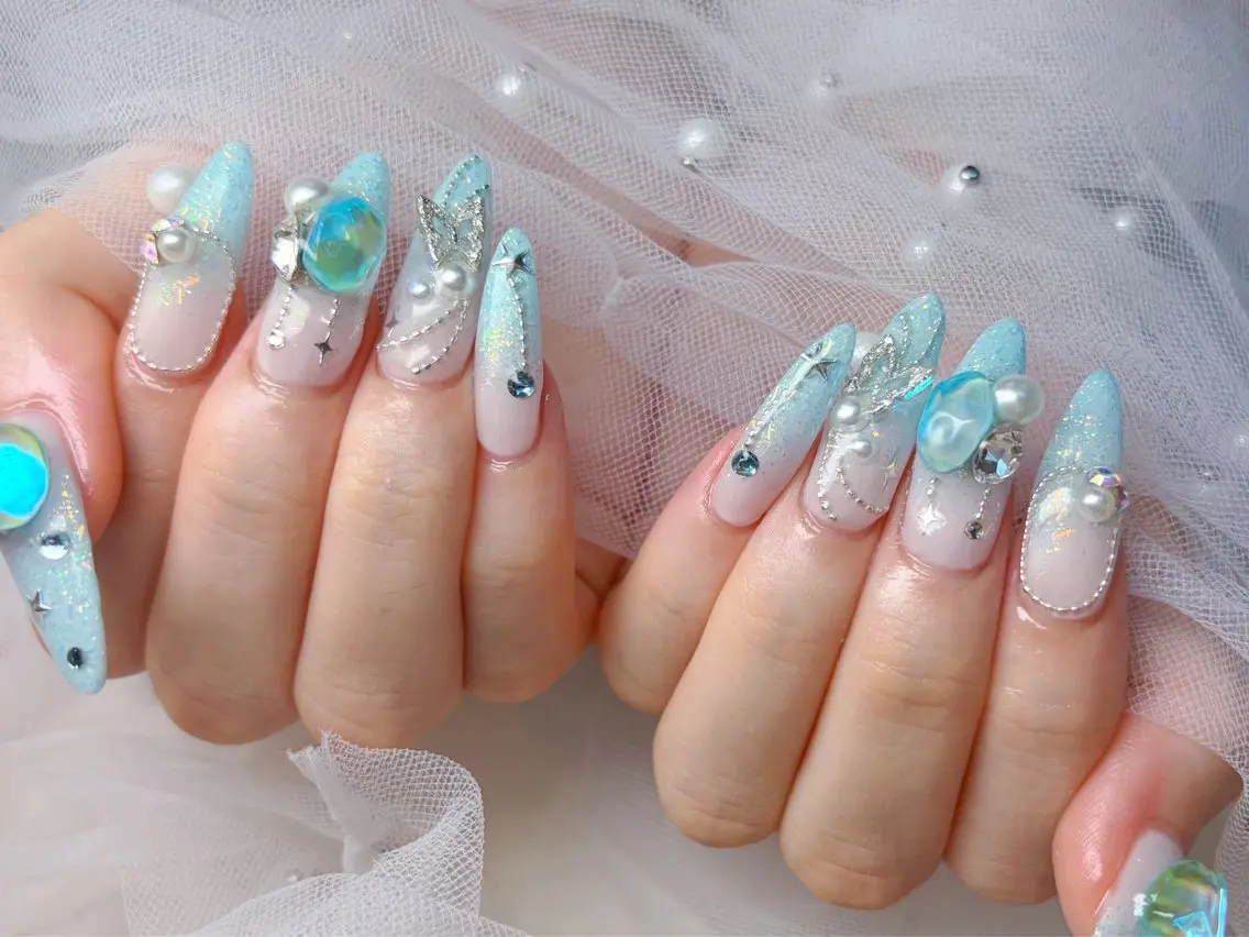 ネイル ハンドネイル Queennail 北堀江Yumiのネイルデザイン