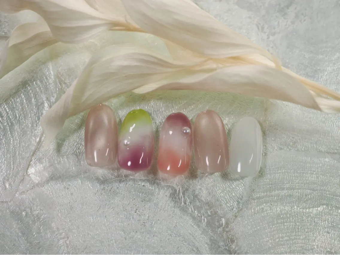 ネイル オーロラネイル 桜ネイル フラワーネイル フットネイル フレンチネイル ハンドネイル kiki nail たまプラーザのネイルデザイン
