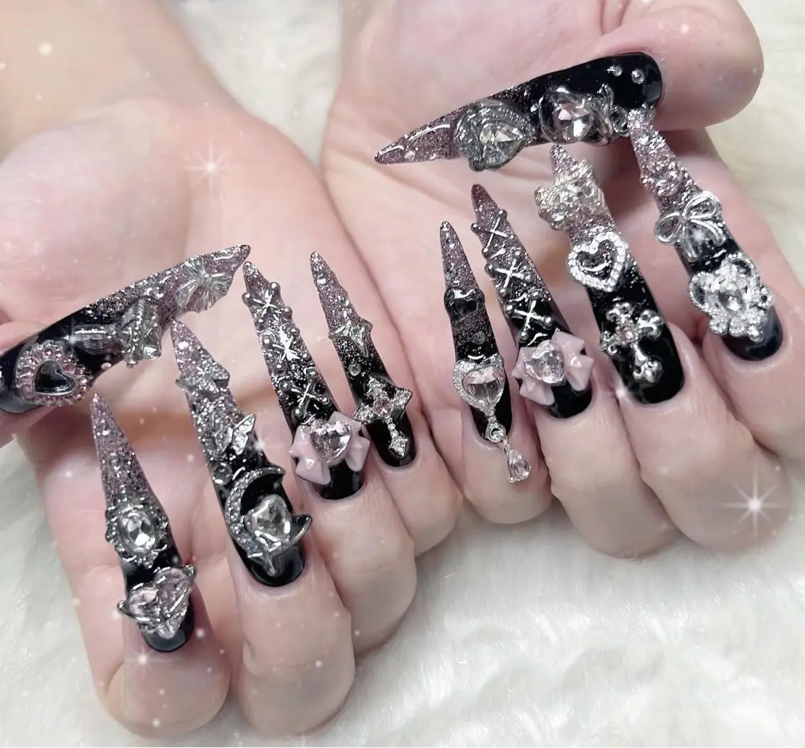 ネイル チークネイル 長さ出し フラッシュネイル フレンチネイル グラデーション ハンドネイル Lenie Nail Salonのネイルデザイン