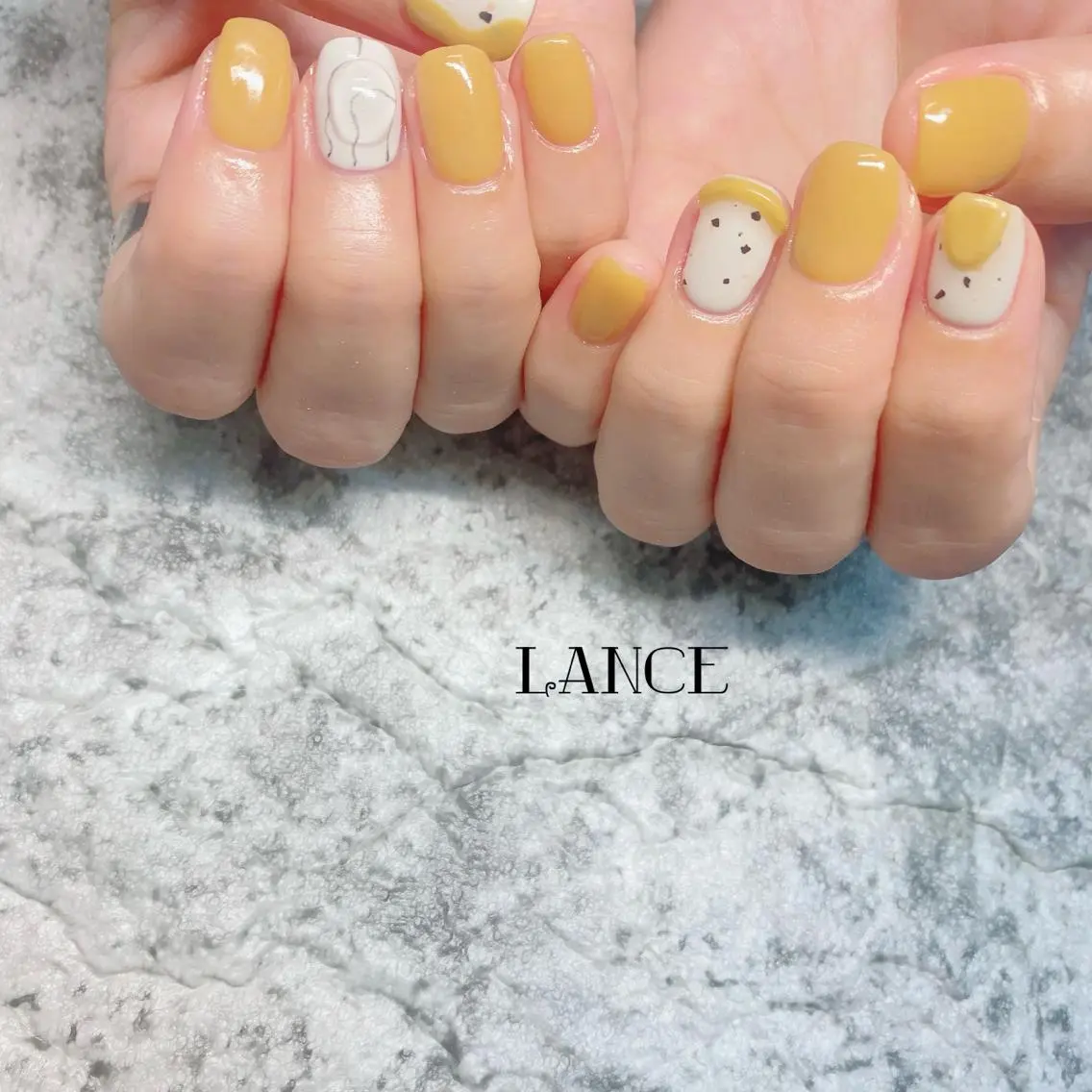ミディアム ネイル オーロラネイル フットネイル フレンチネイル ミラーネイル ニュアンスネイル ハンドネイル Lance nailのネイルデザイン