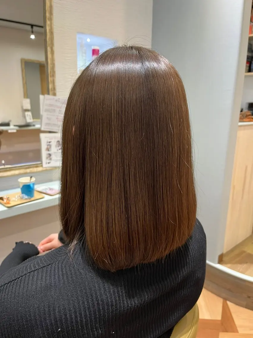 ミディアム カラー 切りっぱなしボブ ボブ 髪質改善 トリートメント カット ヘアカラー トリートメント ヘッドスパ 髪質改善 高橋 勇樹のヘアスタイル