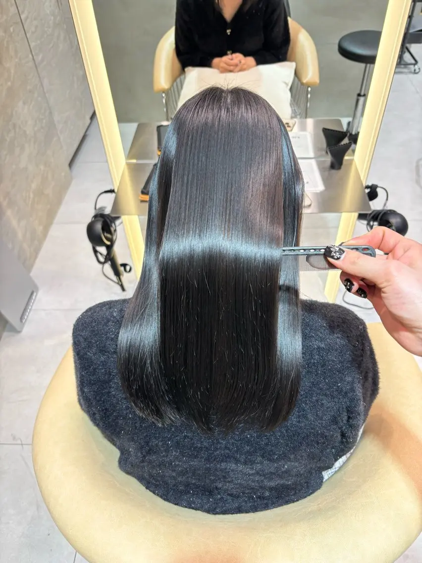 ロング カット 縮毛矯正 トリートメント ✵髪質改善 レイヤー 佐藤琉好✵のヘアスタイル