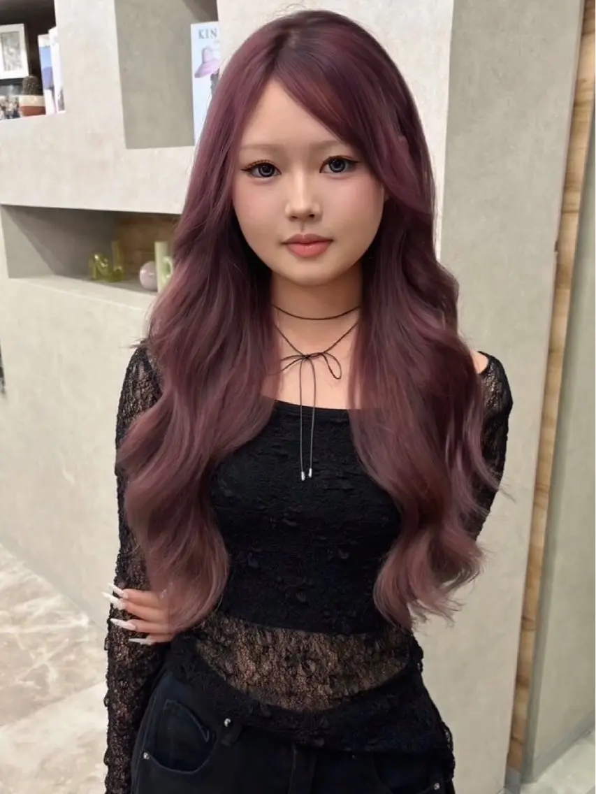 ロング カラー ヘアカラー 鷲見 成多郎のヘアスタイル