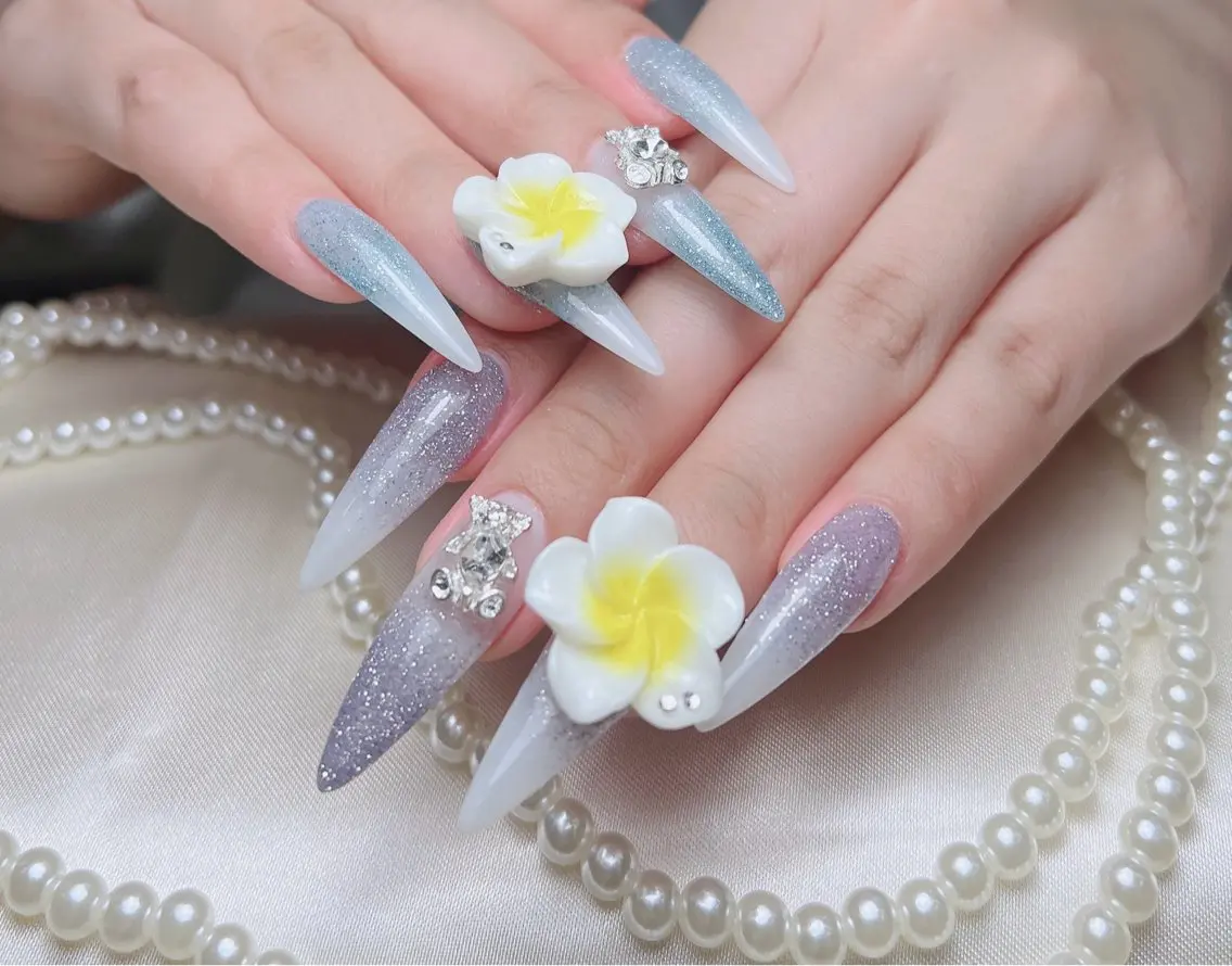 ネイル オーロラネイル ボルドー ブラウン 氷ネイル・うるうるネイル キラキラネイル ハンドネイル Sora  Nail 長さ出し専門店のネイルデザイン