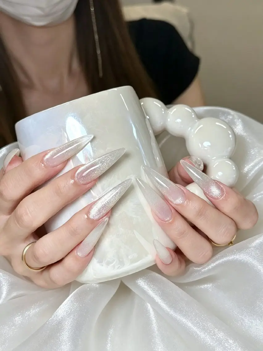 ネイル ENsalon AKIRAのネイルデザイン