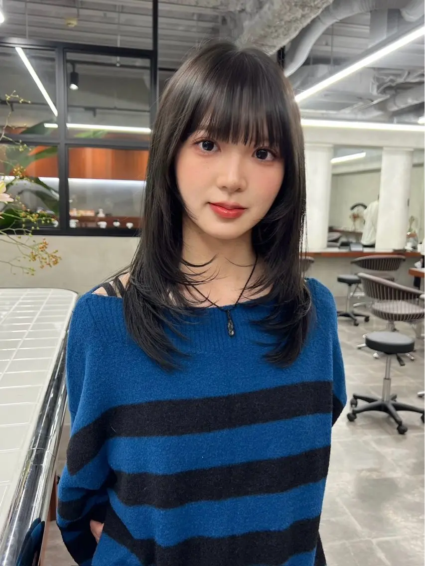 ミディアム レイヤーカット トリートメント 横浜/レイヤー/ カネコのヘアスタイル