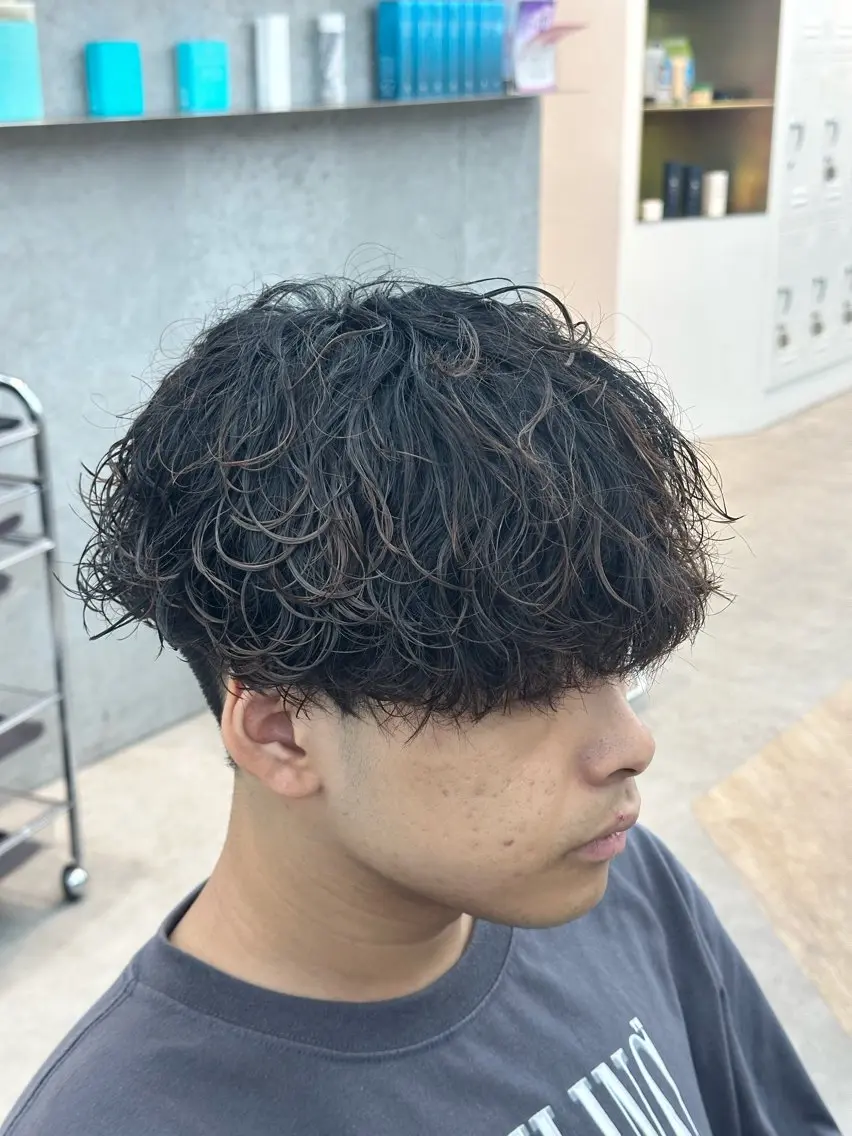 パーマ メンズ カット パーマ カット🔥パーマ特化 fifthりょう🔥のヘアスタイル