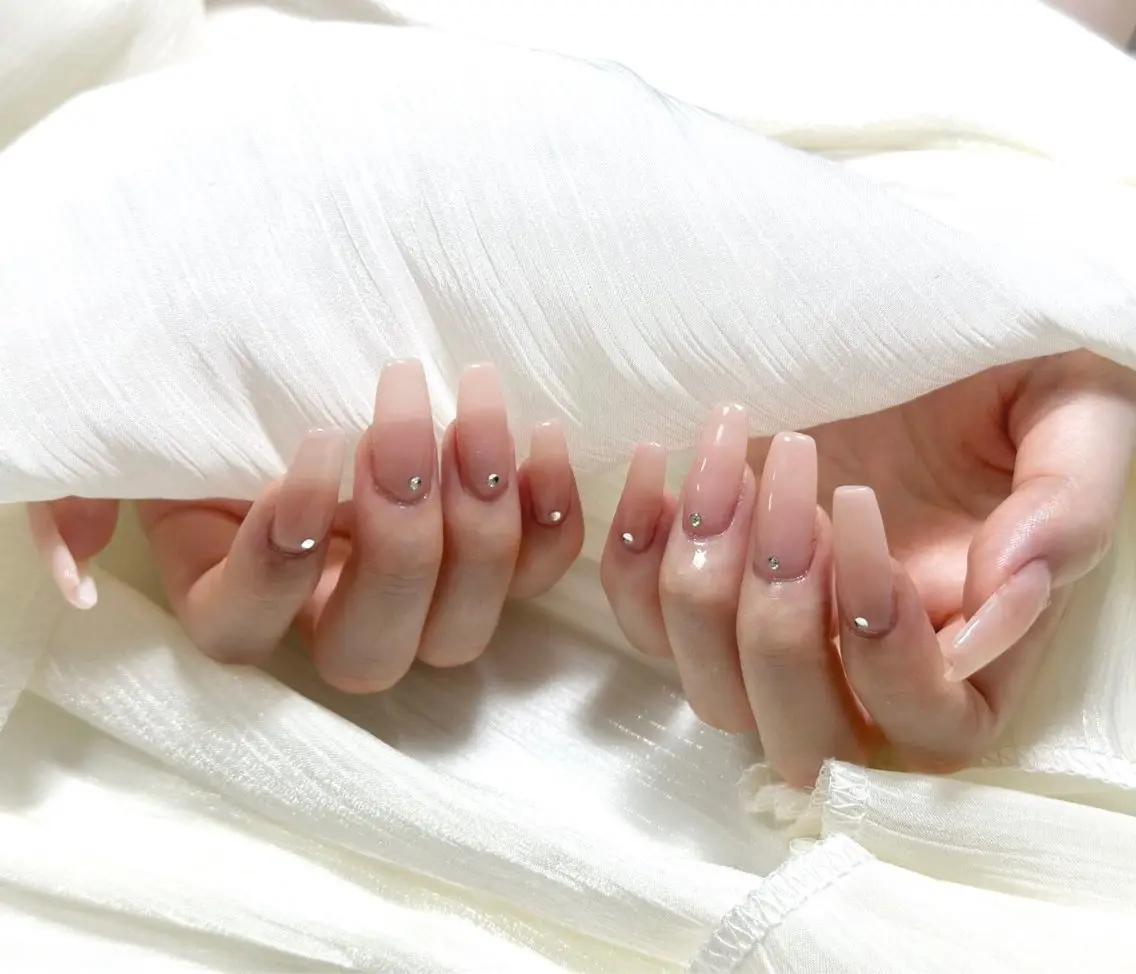 ネイル ハンドネイル エリ🫧 nail池袋東口のネイルデザイン