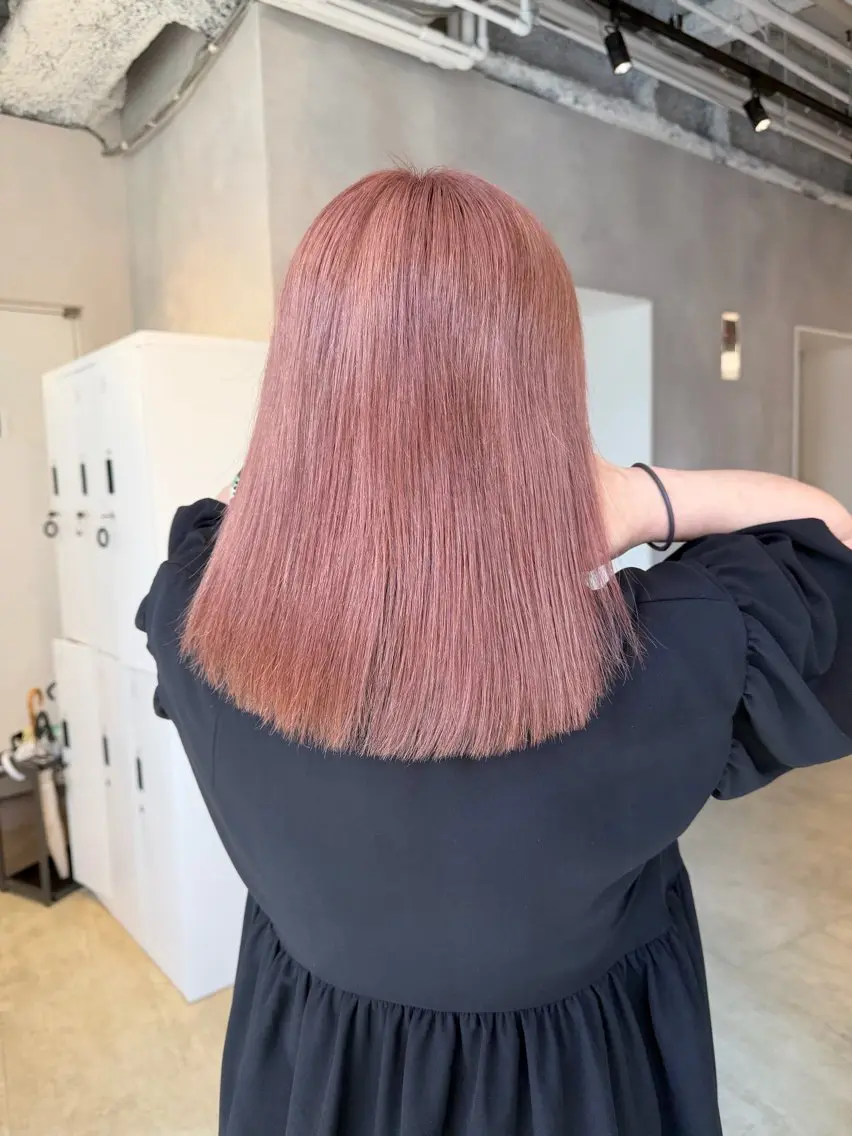 ミディアム カラー ベージュカラー ブリーチ ピンクカラー ピンクベージュ カット ヘアカラー トリートメント ブリーチ特化🌻 ショート/akaneのヘアスタイル