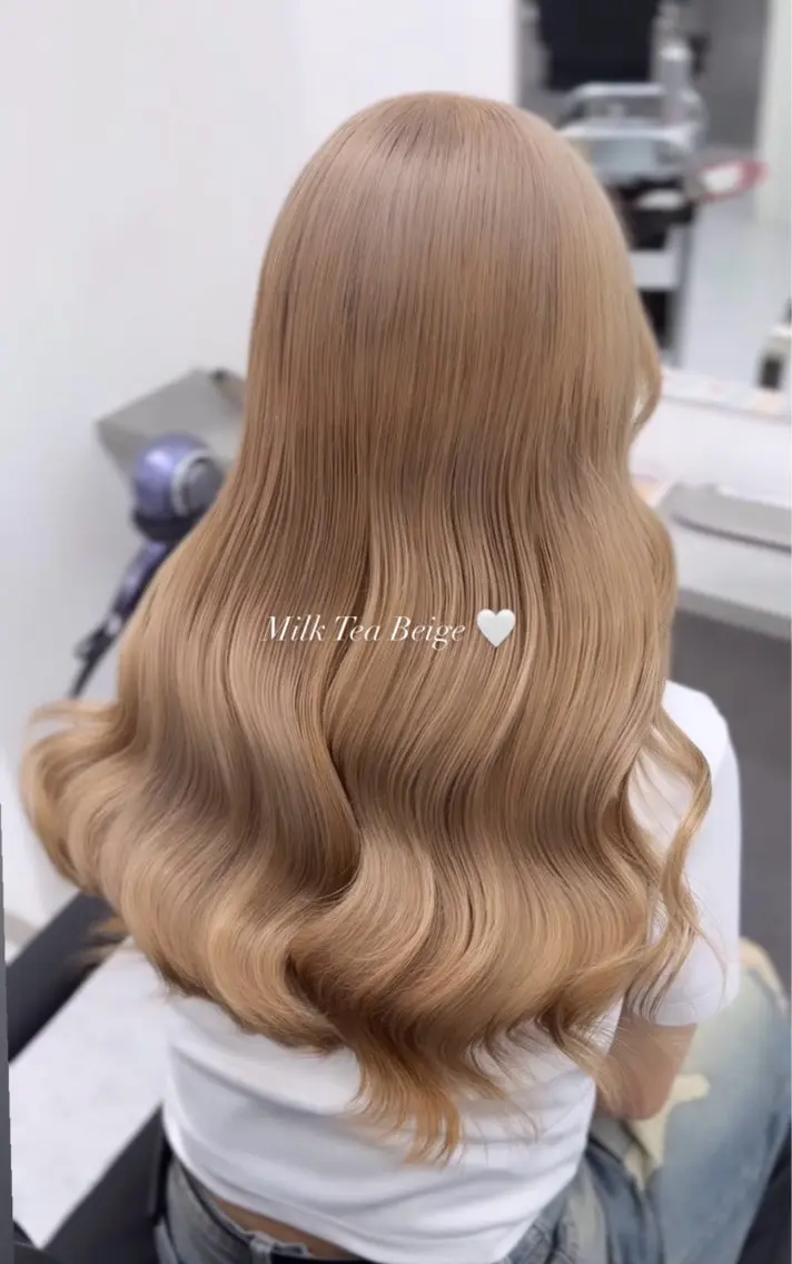 ロング カラー ヘアカラー レイヤー透明感カラー ブリーチ🎀オトハのヘアスタイル