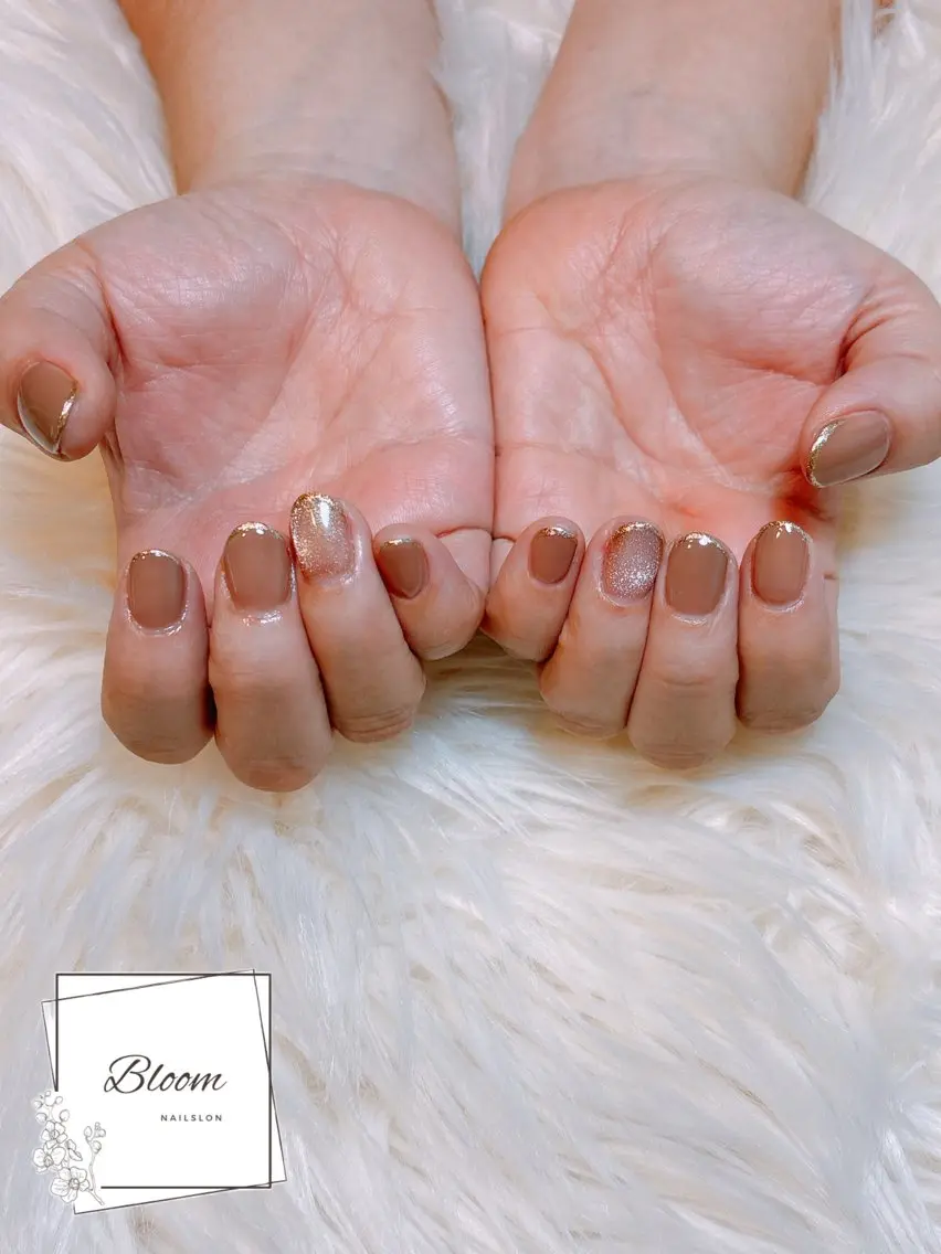ネイル フレンチネイル ジェルネイル キラキラネイル オフィスネイル シンプルネイル Bloom Nail Salonのネイルデザイン