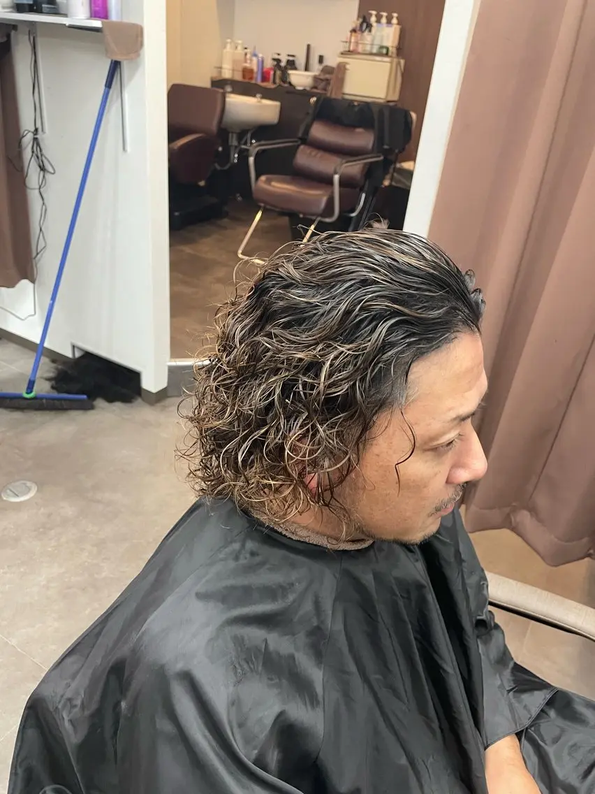パーマ スパイラルパーマ 登 愛のヘアスタイル
