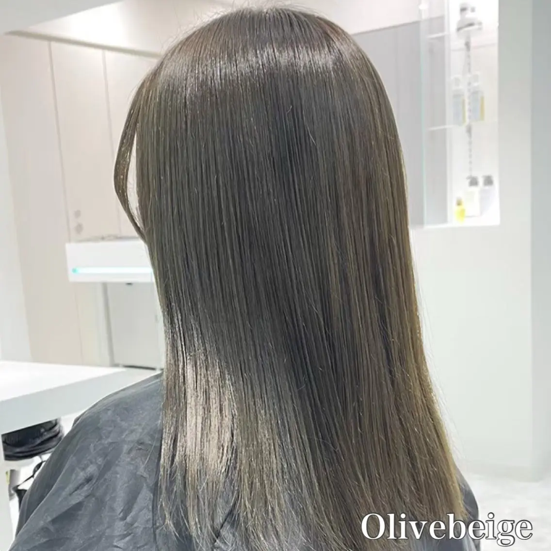 セミロング カラー ヘアアレンジ ベージュカラー オリーブベージュ 🫧モテる💗ダメー ジレスハイトーン🫧のヘアスタイル