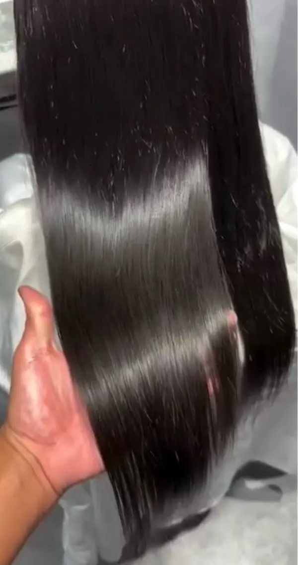 カラー 鈴木 響のヘアスタイル