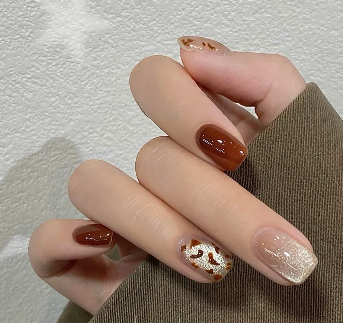 ネイル ハンドネイル ハンドケア queen nailのネイルデザイン