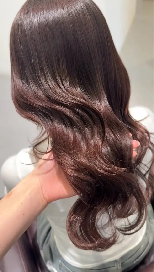ロング ヘアカラー トリートメント ️🫧透明感カラー& 髪質改善🎀いさきのヘアスタイル