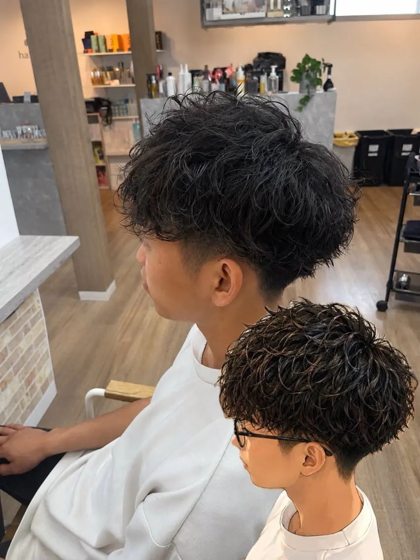 ショート メンズ カット パーマ トリートメント 透明感カラー/メンズ パーマ/小野田恵太郎のヘアスタイル