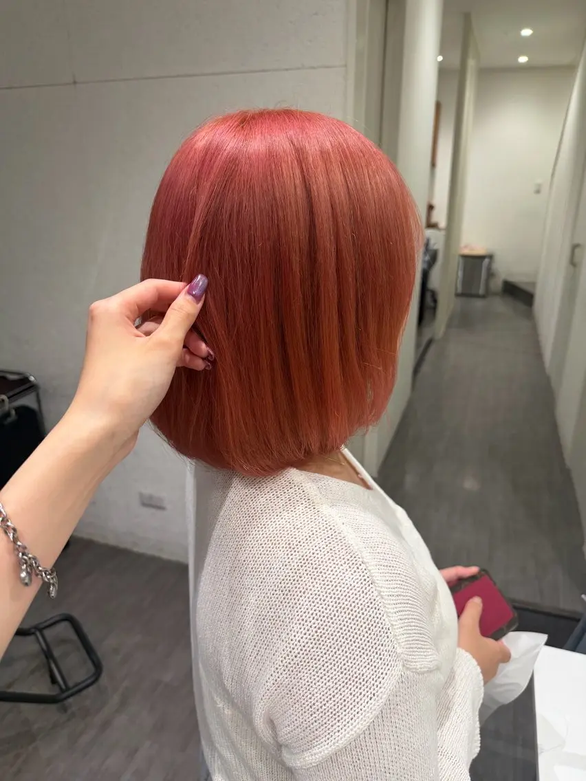 ミディアム ヘアカラー トリートメント Karin／ レイヤーブリーチ🥀のヘアスタイル