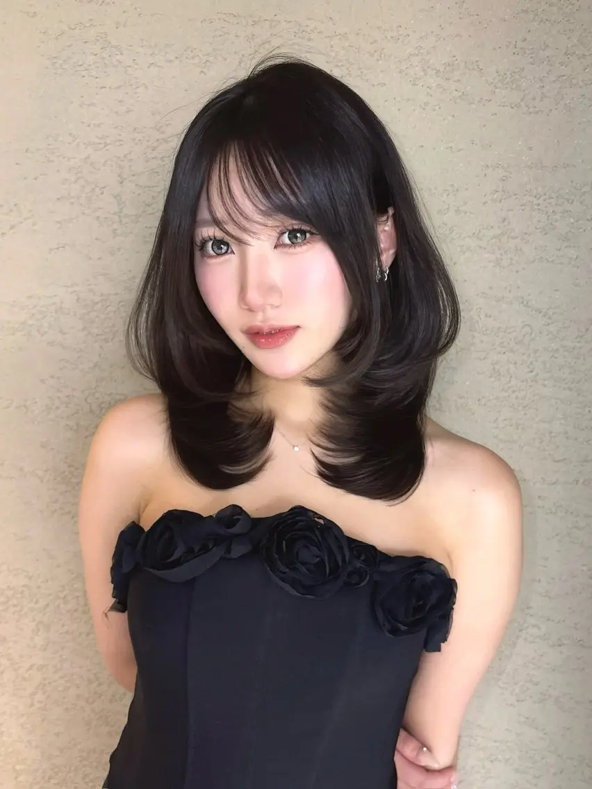 ミディアム カット ヘアカラー kaho /レイヤーカットのヘアスタイル