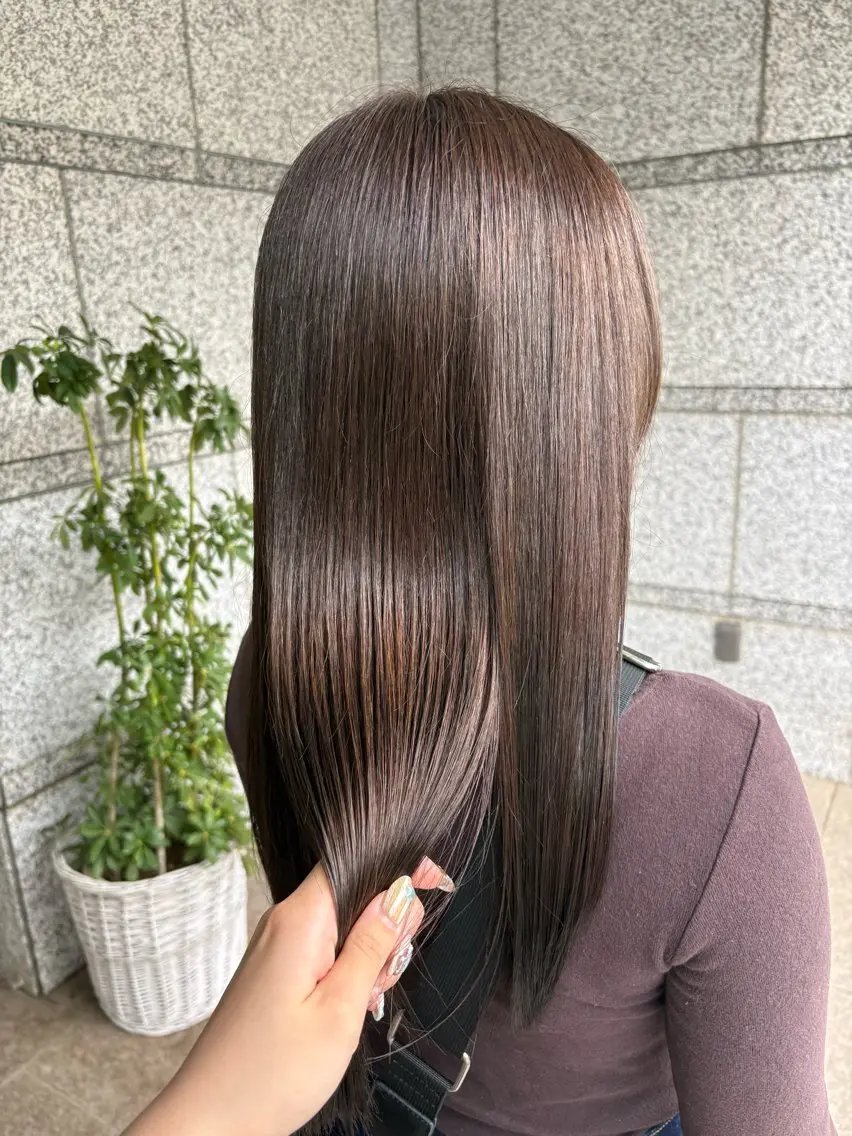 ロング チョコレートブラウン カット ヘアカラー 🌿ボブ/美髪矯正/ 透明感カラー/ルキのヘアスタイル
