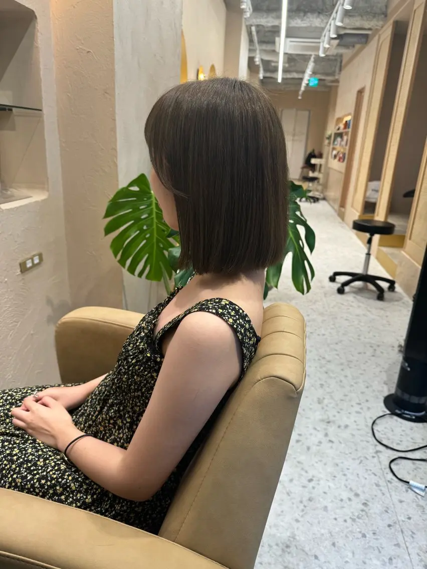 ショート カラー カット ヘアカラー トリートメント レイヤーカット/髪質 改善/矯正🤍吉田のヘアスタイル