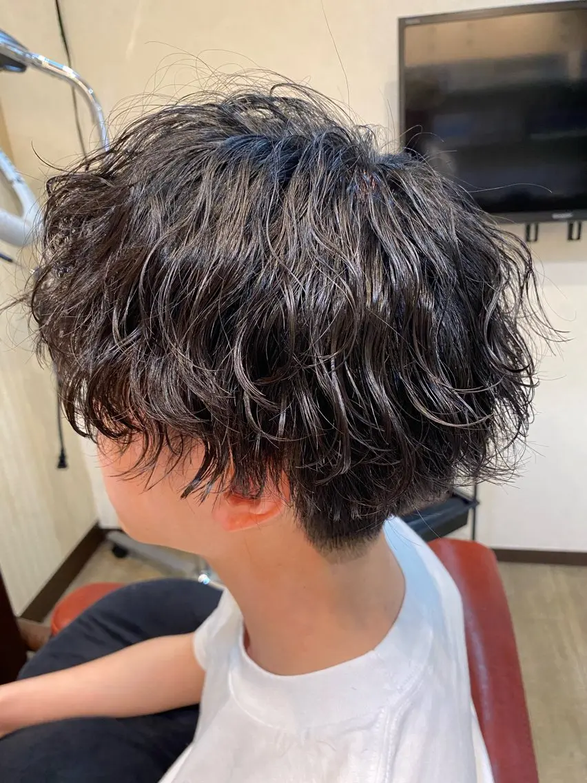 ショート パーマ メンズ 波巻きパーマ 中野 一哉のヘアスタイル
