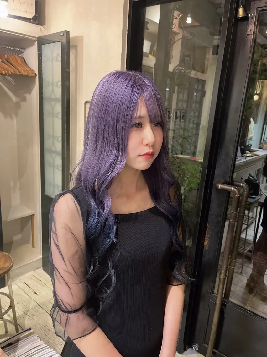 ロング ヘアカラー トリートメント りく レイヤーカット ケアブリーチのヘアスタイル