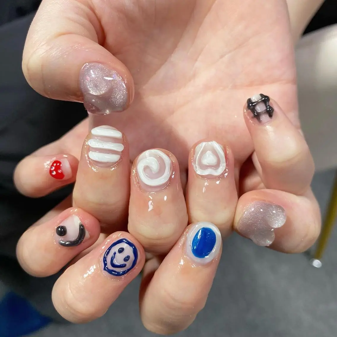 ネイル I pinknail 韓国風·持ち込み専門のネイルデザイン