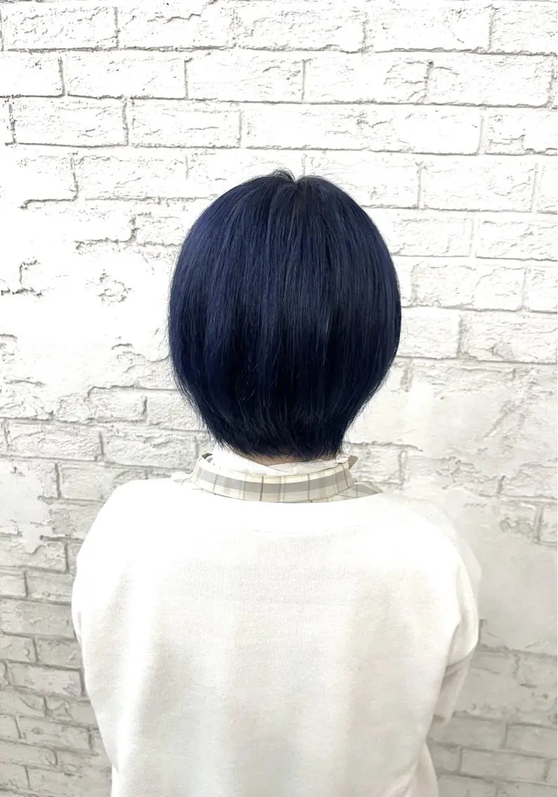ショート ✨レイヤーハイトーン tomoko🦋✨のヘアスタイル