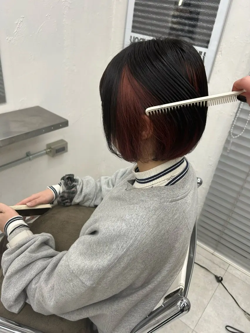 カラー 田口 莉奈のヘアスタイル